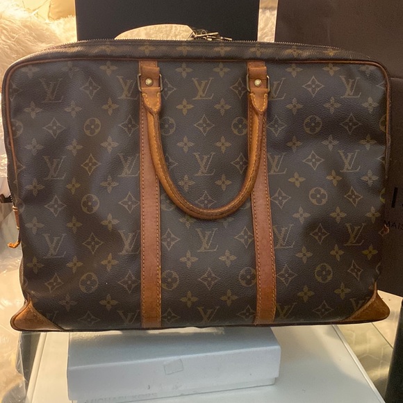 Authentic Louis Vuitton Monogram Porte-Documents Voyage - Picture 4 of 16